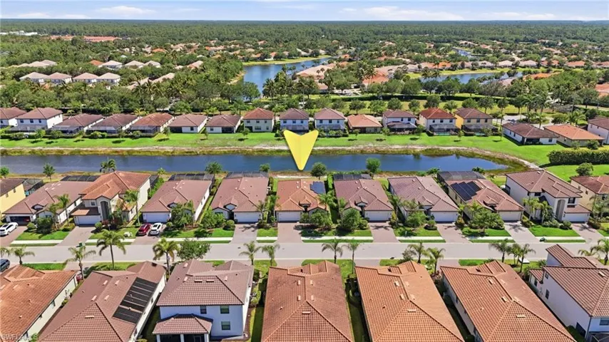 4366  Bismark  WAY, Naples, FL 34119