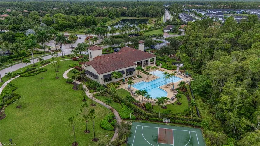 4366  Bismark  WAY, Naples, FL 34119