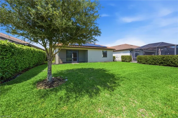4366  Bismark  WAY, Naples, FL 34119