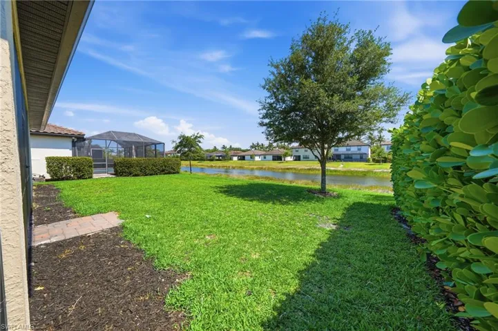 4366  Bismark  WAY, Naples, FL 34119