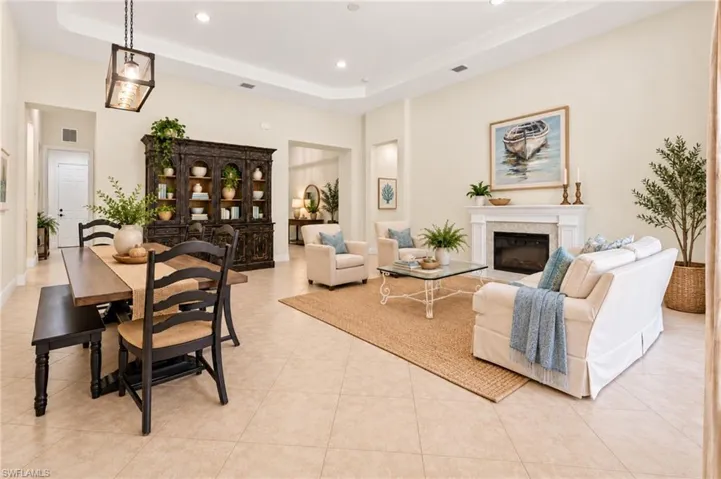 Great room Virtually Staged