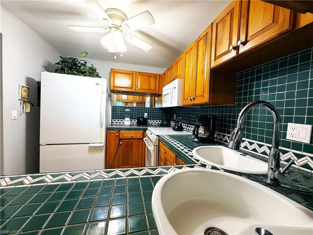 3490 N Key Dr 217, North Fort Myers, Florida 33903