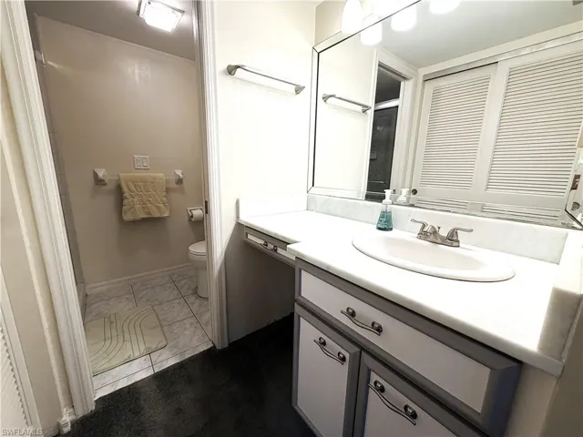 3490 N Key Dr 217, North Fort Myers, Florida 33903