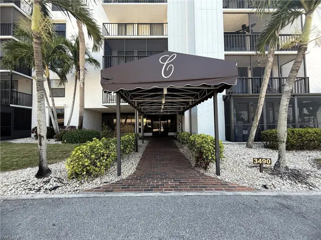 3490 N Key Dr 217, North Fort Myers, Florida 33903