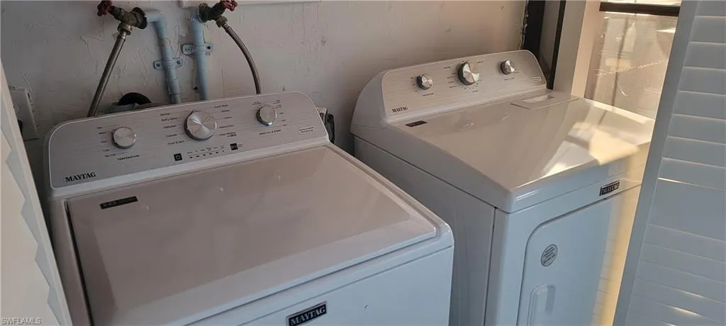 washing machine and clothes dryer