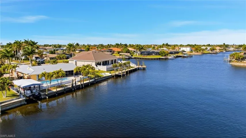1755 Se 40th Ter, Cape Coral, Florida 33904