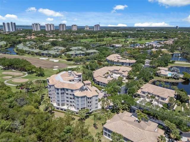 24330 Sandpiper Isle Way 203, Bonita Springs, Florida 34134