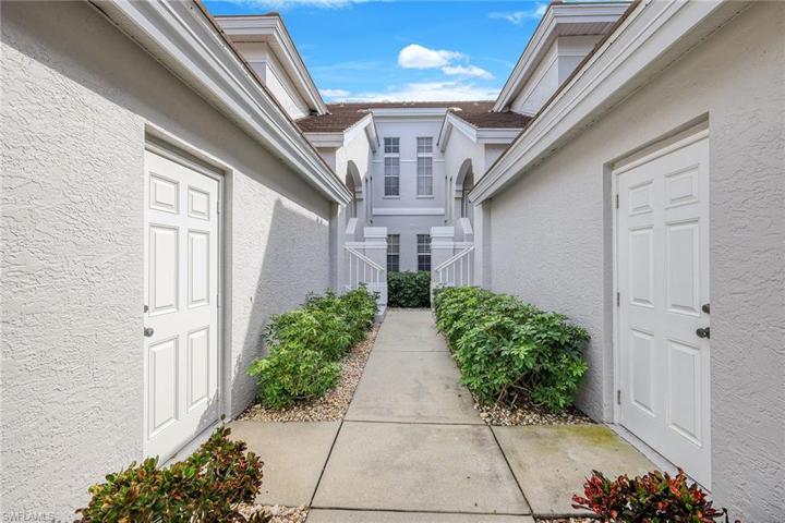 25256 Pelican Creek CIR # 201, BONITA SPRINGS FL 34134