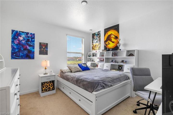 Upstairs Bedroom 1