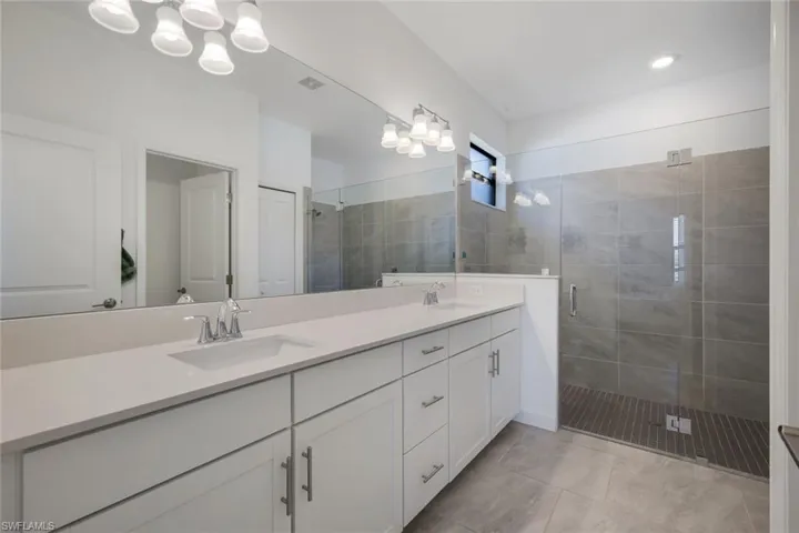 18271 Ridgeline Dr, Estero, Florida 33928