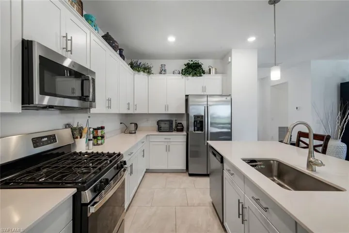 18271 Ridgeline Dr, Estero, Florida 33928