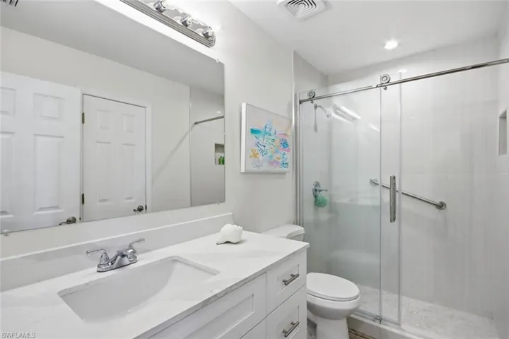 805 E Gulf Dr 8a, Sanibel, Florida 33957
