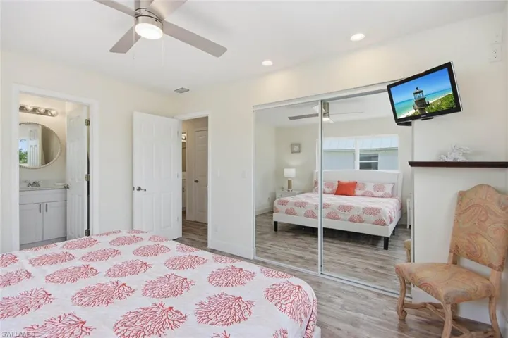 805 E Gulf Dr 8a, Sanibel, Florida 33957