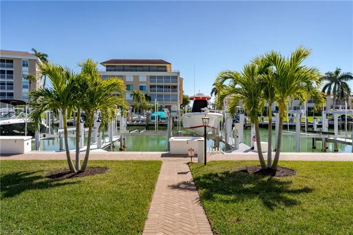 907 Panama Ct 203, Marco Island, Florida 34145