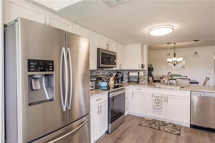 7360 Glenmoor LN # 4205, NAPLES FL 34104