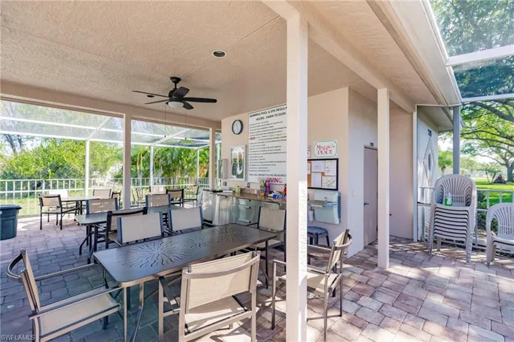 7360 Glenmoor LN # 4205, NAPLES FL 34104