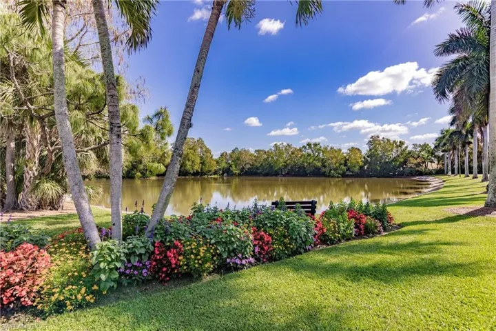 7360 Glenmoor LN # 4205, NAPLES FL 34104