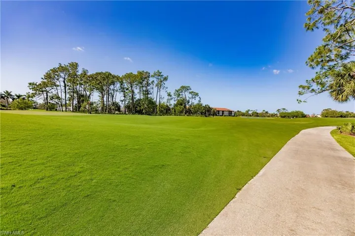7360 Glenmoor LN # 4205, NAPLES FL 34104