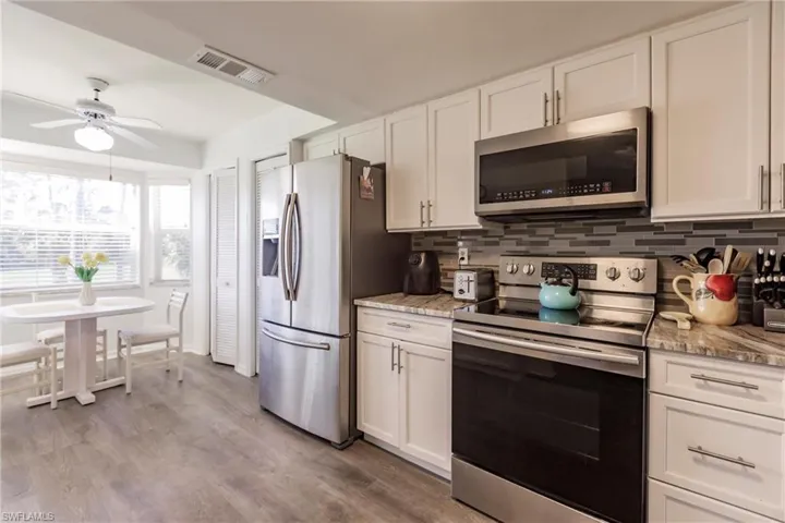 7360 Glenmoor LN # 4205, NAPLES FL 34104