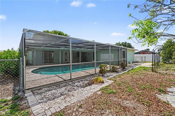3314 Se 11th Ave, Cape Coral, Florida 33904