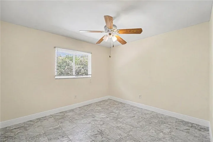 Generous sized bedroom has walk in closet