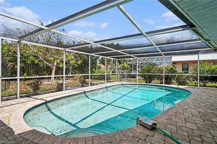 3314 Se 11th Ave, Cape Coral, Florida 33904