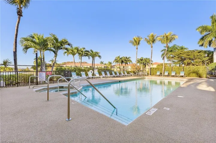 4219  Bellasol  CIR, Fort Myers, FL 33916