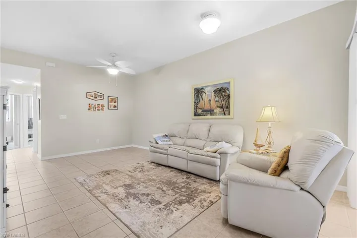 4219  Bellasol  CIR, Fort Myers, FL 33916