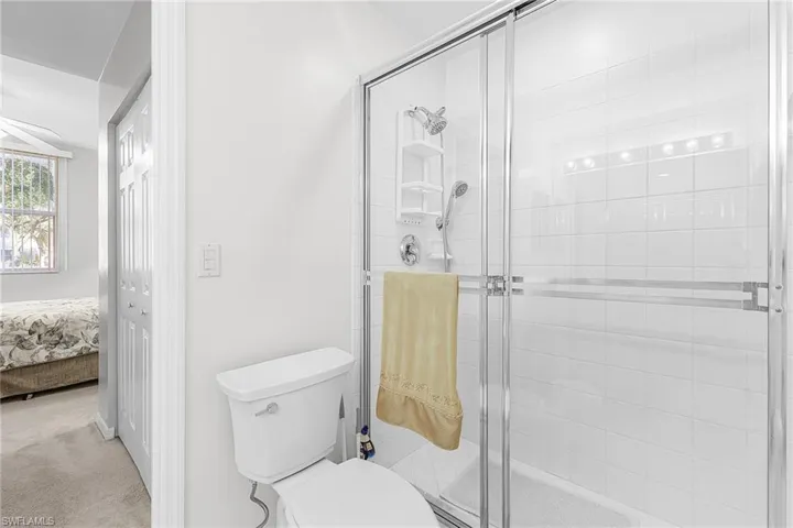 4219  Bellasol  CIR, Fort Myers, FL 33916