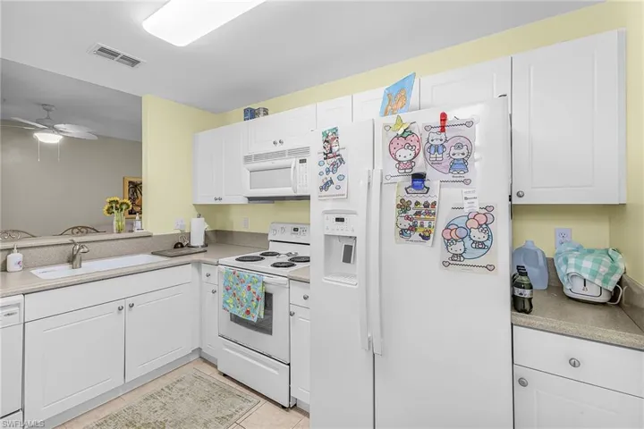 4219  Bellasol  CIR, Fort Myers, FL 33916