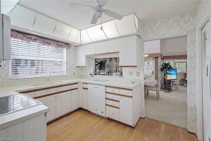 Plenty of natural light!