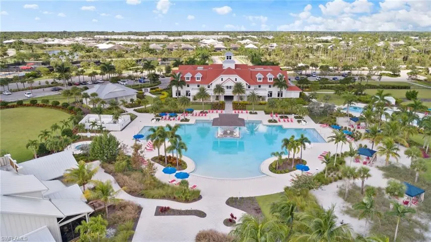 6439  Negril Isle  DR, Naples, FL 34113