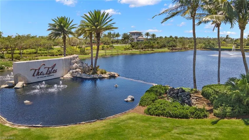 6439  Negril Isle  DR, Naples, FL 34113