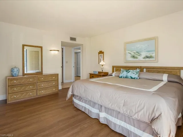 West facing bedroom with sunset views of the gulf