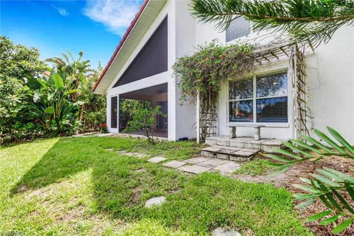 4787 Europa Dr, Naples, Florida 34105