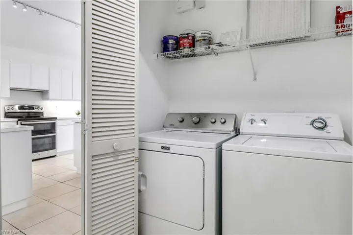 4787 Europa Dr, Naples, Florida 34105