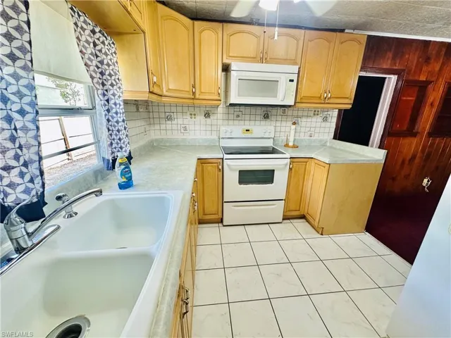 4428 Bessie Ave, Fort Myers, Florida 33905