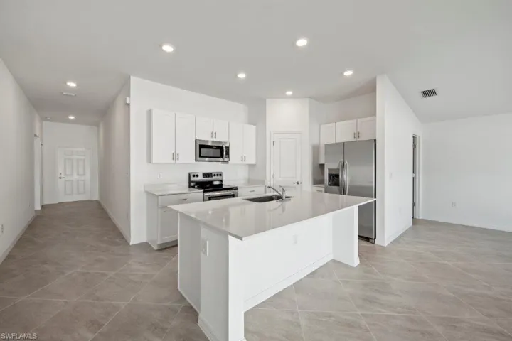 2800 43rd St Sw, Lehigh Acres Fl 33976
