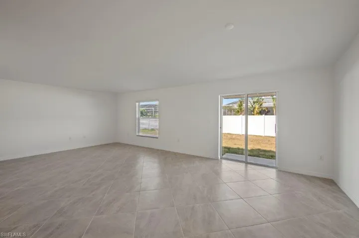 2800 43rd St Sw, Lehigh Acres Fl 33976