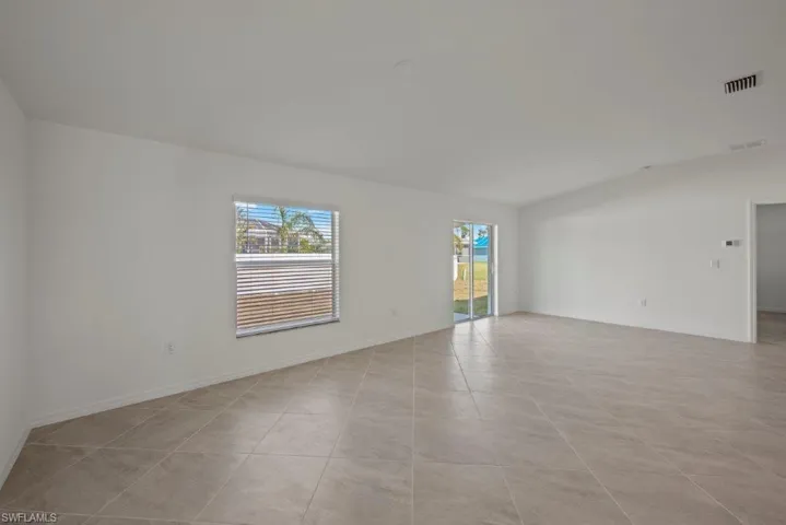 2800 43rd St Sw, Lehigh Acres Fl 33976