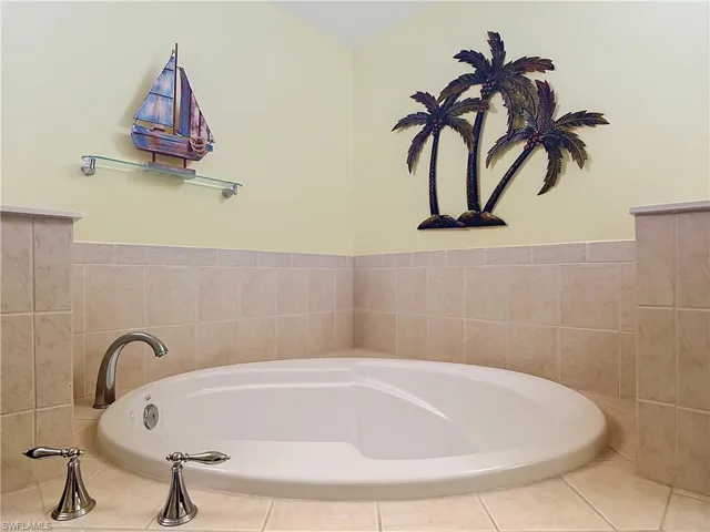 6081 Silver King Blvd 604, Cape Coral, Florida 33914