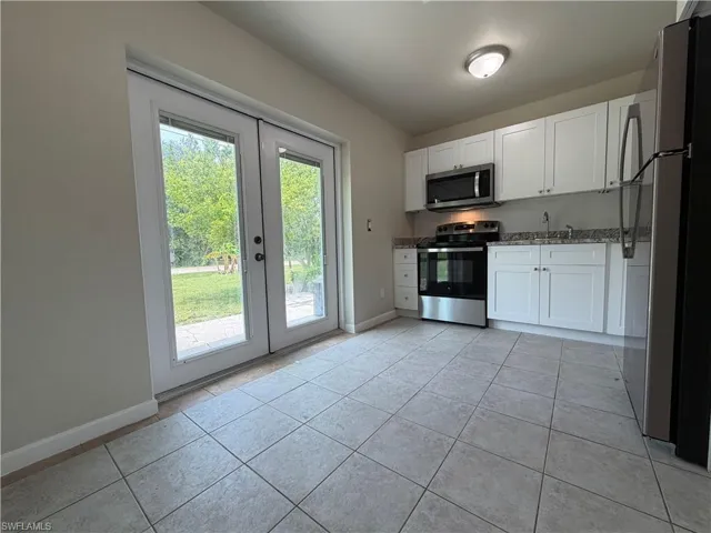 2601 47th Ter Sw B, Naples, Florida 34116