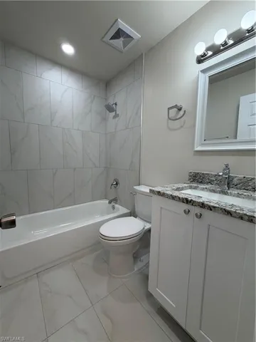 2601 47th Ter Sw B, Naples, Florida 34116