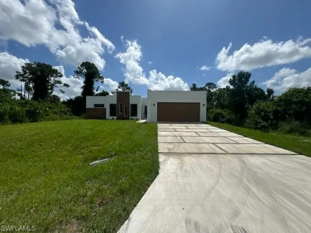 55 Colin Ave S, Lehigh Acres, Florida 33976