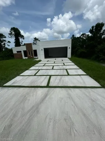 55 Colin Ave S, Lehigh Acres, Florida 33976