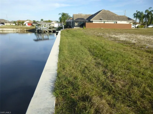 Water view and elevated seawall.