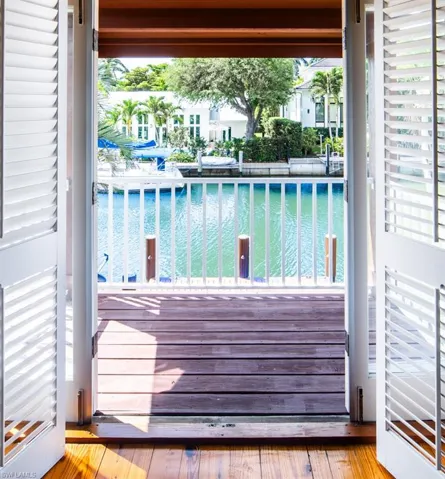 374 14th Ave S, Naples, Florida 34102