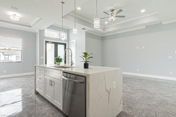 2704 53rd ST SW, LEHIGH ACRES FL 33976