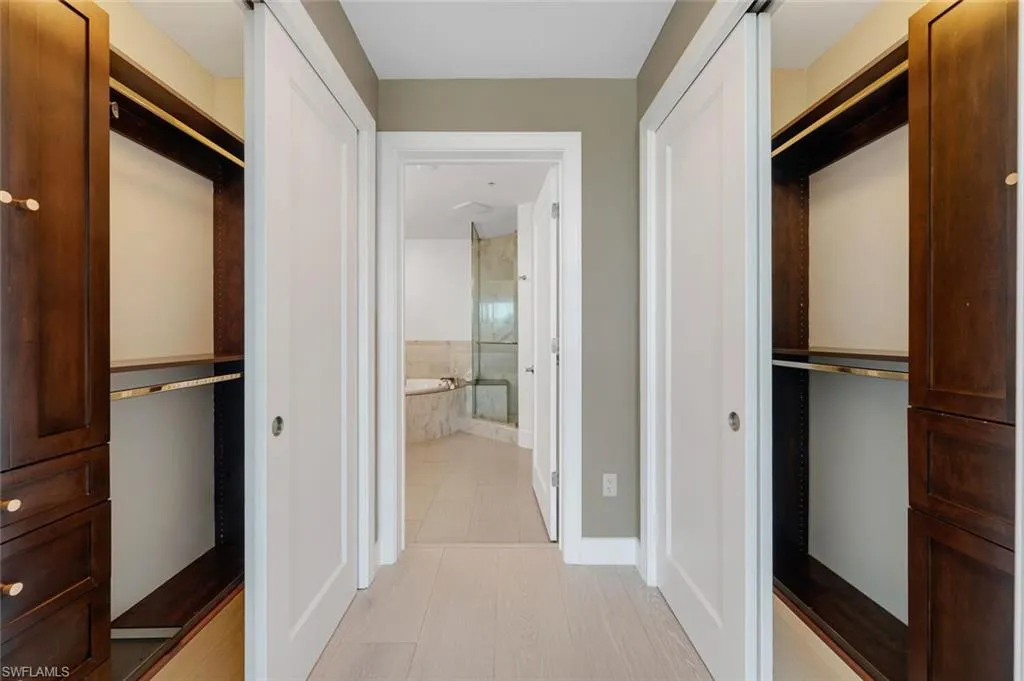 9115 Strada PL, Naples, FL 34108,225008596