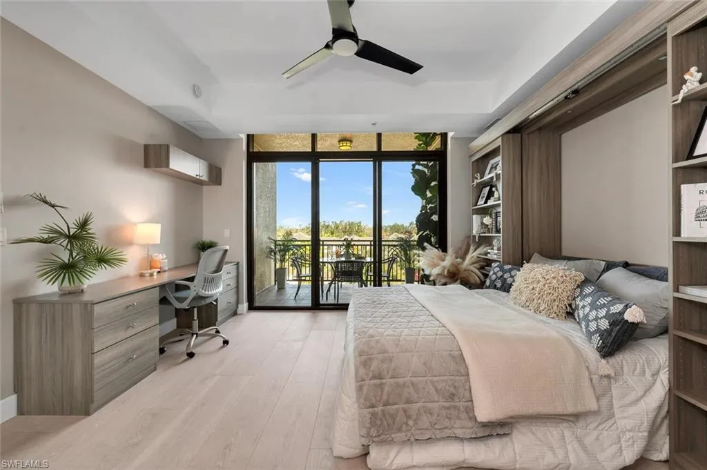 9115 Strada PL, Naples, FL 34108,225008596